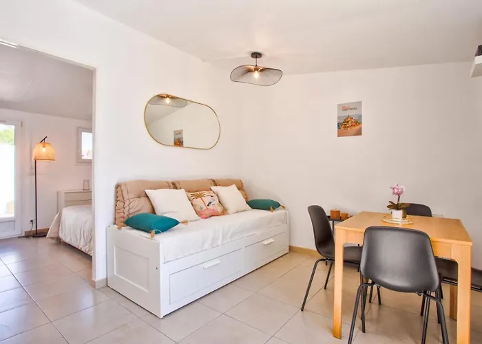 Holiday home L'atypique, Avec Terrasse A 150m De La *